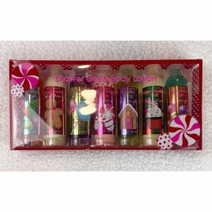 (NIB) SIMPLE PLEASURES • Holiday Shower Gel & Body Lotion Assortment Gift Set